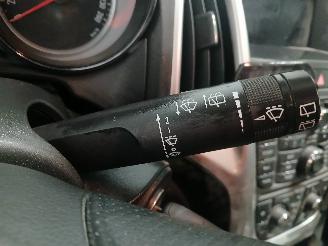 Opel Astra Astra J Sports Tourer (PD8/PE8/PF8) Combi 1.4 Turbo 16V (A14NET(Euro 5=
)) [103kW]  (10-2010/10-2015) picture 15