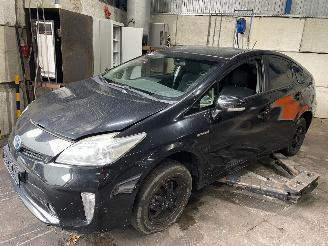 Salvage car Toyota Prius Prius (ZVW3) Hatchback 1.8 16V (2ZRFXE) [73kW]  (06-2008/02-2016) 2012