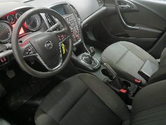 Opel Astra Astra J Sports Tourer (PD8/PE8/PF8) Combi 1.4 Turbo 16V (A14NEL(Euro 5=
)) [88kW]  (10-2010/10-2015) picture 12