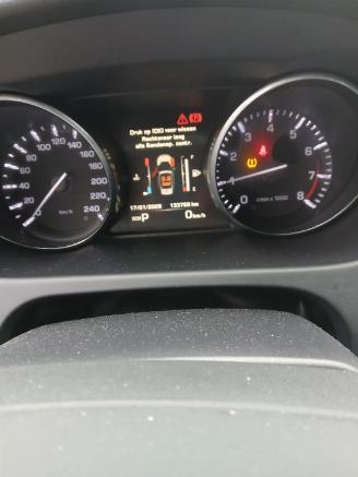 Land Rover Discovery Discovery Sport (LC) Terreinwagen 2.0 Si4 16V (204PT(GTDI)) [177kW]  (=
11-2014/...) picture 2