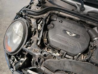 Mini Mini Mini (F56) Hatchback 3-drs 1.5 12V One D (B37C15A) [70kW]  (03-2014/..=
=2E) picture 27