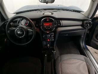 Mini Mini Mini (F56) Hatchback 3-drs 1.5 12V One D (B37C15A) [70kW]  (03-2014/..=
=2E) picture 12