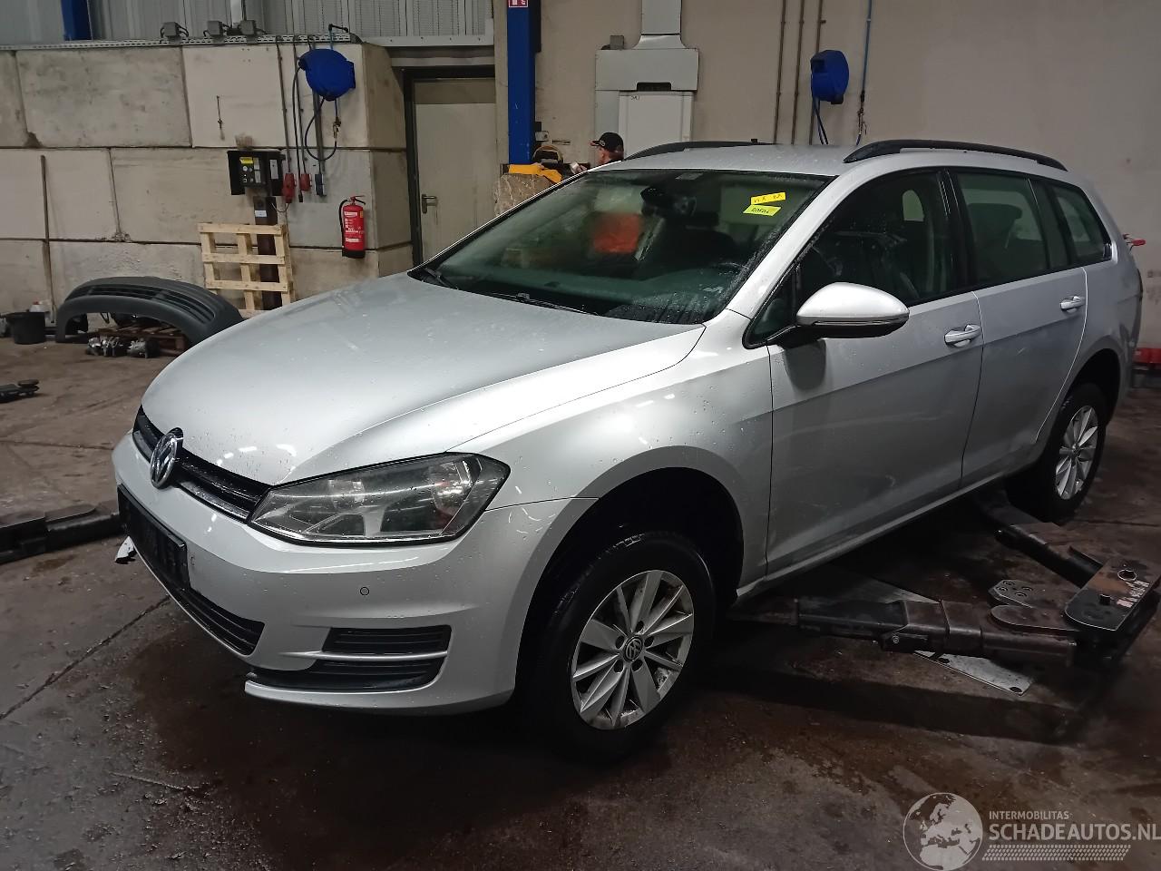 Volkswagen Golf Golf VII Variant (AUVV) Combi 1.6 TDI BlueMotion 16V (CRKB) [81kW]  (0=
5-2013/12-2020)