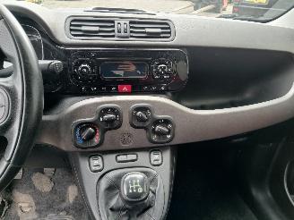 Fiat Panda Panda/Pandina (312) Hatchback 0.9 TwinAir Turbo 85 (312.A.2000) [63kW]=
  (02-2012/...) picture 16