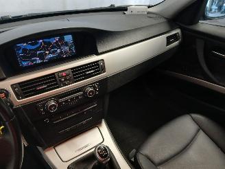 BMW 3-serie 3 serie Touring (E91) Combi 318i 16V (N43-B20A) [105kW]  (05-2007/05-2=
012) picture 17