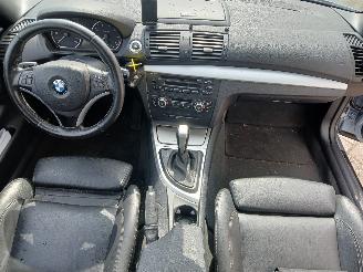 BMW 1-serie 1 serie (E88) Cabrio 118i 16V (N43-B20A) [105kW]  (03-2008/12-2013) picture 10