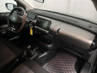 Citroën C4 C4 Cactus (0B/0P) Hatchback 5-drs 1.2 PureTech 82 12V (EB2F(HMZ)) [60k=
W]  (09-2014/...) picture 8