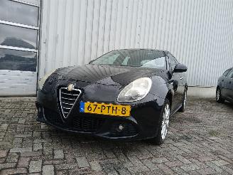 Voiture accidenté Alfa Romeo Giulietta Giulietta (940) Hatchback 1.4 TB 16V (940.B.7000) [88kW]  (04-2010/12-=
2020) 2011/3