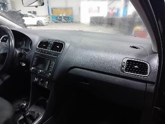 Volkswagen Polo Polo V (6R) Hatchback 1.2 TDI 12V BlueMotion (CFWA(Euro 5)) [55kW]  (1=
0-2009/05-2014) picture 5