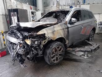 Uttjänta bilar auto Mitsubishi Outlander Outlander (GF/GG) SUV 2.0 16V PHEV 4x4 (S61) [147kW]  (09-2017/12-2021=
) 2015