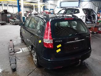 Hyundai I-30 i30 Crosswagon (WWH) Combi 1.4 CVVT 16V (G4FA) [77kW]  (10-2007/07-201=
2) picture 4