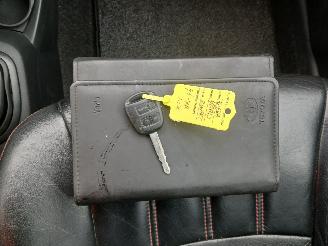 Toyota Yaris Yaris II (P9) Hatchback 1.3 16V VVT-i (2SZFE) [64kW]  (08-2005/11-2010=
) picture 24