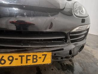 Porsche Cayenne Cayenne II (92A) SUV 3.0 D V6 24V (MCR.C(Euro 5)) [180kW]  (06-2011/05=
-2018) picture 24