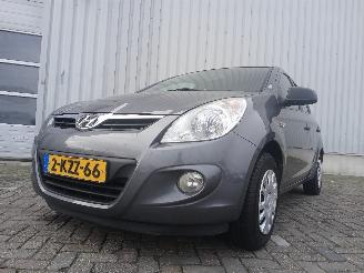 krockskadad bil auto Hyundai I-20 i20 Hatchback 1.2i 16V (G4LA) [57kW]  (09-2008/12-2012) 2012/3