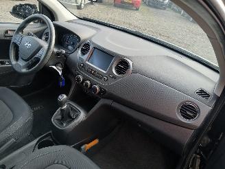 Hyundai I-10 i10 (B5) Hatchback 1.0 12V (G3LA) [49kW]  (08-2013/06-2020) picture 7