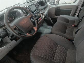 Citroën Jumper Jumper (U9) Van 2.2 HDi 100 (P22DTE(4HV)) [74kW]  (04-2006/12-2012) picture 13