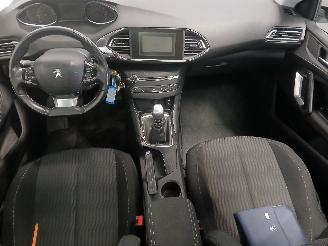 Peugeot 308 308 SW (L4/L9/LC/LJ/LR) Combi 5-drs 1.2 12V e-THP PureTech 130 (EB2ADT=
S(HNS)) [96kW]  (03-2014/06-2021) picture 10