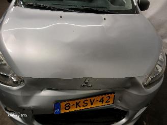 Mitsubishi Space-star Space Star (A0) Hatchback 1.0 12V (3A90(Euro 5)) [52kW]  (05-2012/...)= picture 33