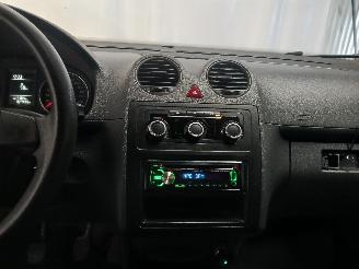 Volkswagen Caddy Caddy III (2KA,2KH,2CA,2CH) Van 1.6 TDI 16V (CAYE) [55kW]  (08-2010/05=
-2015) picture 17