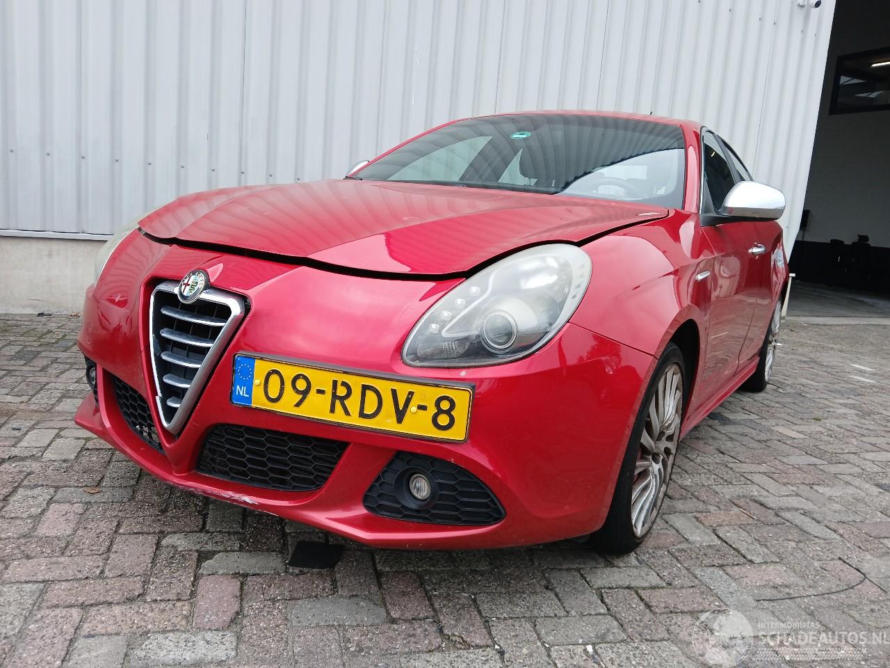 Alfa Romeo Giulietta Giulietta (940) Hatchback 1.4 TB 16V MultiAir (940.A.2000) [125kW]  (0=
4-2010/10-2018)