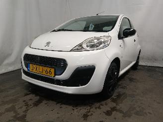 skadebil auto Peugeot 107 107 Hatchback 1.0 12V (384F(1KR)) [50kW]  (06-2005/05-2014) 2013/6