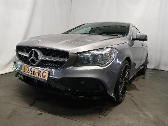 krockskadad bil auto Mercedes Cla-klasse CLA Shooting Brake (117.9) Combi 1.6 CLA-200 16V (M270.910) [115kW]  (=
01-2015/03-2019) 2017/1
