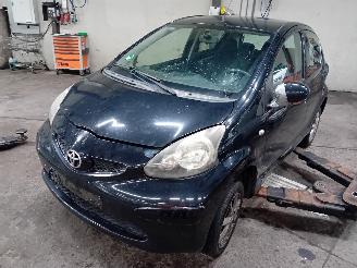 Uttjänta bilar auto Toyota Aygo Aygo (B10) Hatchback 1.0 12V VVT-i (1KR-FE) [50kW]  (07-2005/05-2014) 2006/10