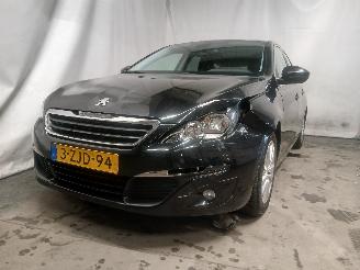 Schadeauto Peugeot 308 308 SW (L4/L9/LC/LJ/LR) Combi 5-drs 1.6 BlueHDi 120 (DV6FC(BHZ)) [88kW=
]  (03-2014/12-2021) 2014/12