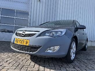 skadebil auto Opel Astra Astra J (PC6/PD6/PE6/PF6) Hatchback 5-drs 1.4 16V ecoFLEX (A14XER(Euro=
 5)) [74kW]  (12-2009/10-2015) 2011/3