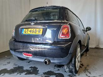 Mini Mini Mini (R56) Hatchback 1.6 16V Cooper (N12-B16A) [88kW]  (10-2006/02-201=
2) picture 5