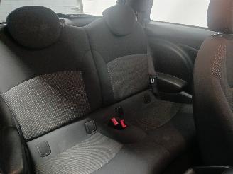 Mini Mini Mini (R56) Hatchback 1.6 16V Cooper (N16-B16A) [90kW]  (09-2009/11-201=
3) picture 9