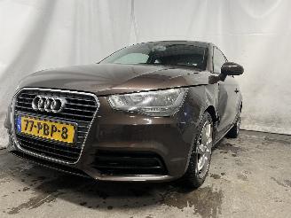 uszkodzony samochody osobowe Audi A1 A1 (8X1/8XK) Hatchback 3-drs 1.2 TFSI (CBZA) [63kW]  (05-2010/04-2015)= 2011/1