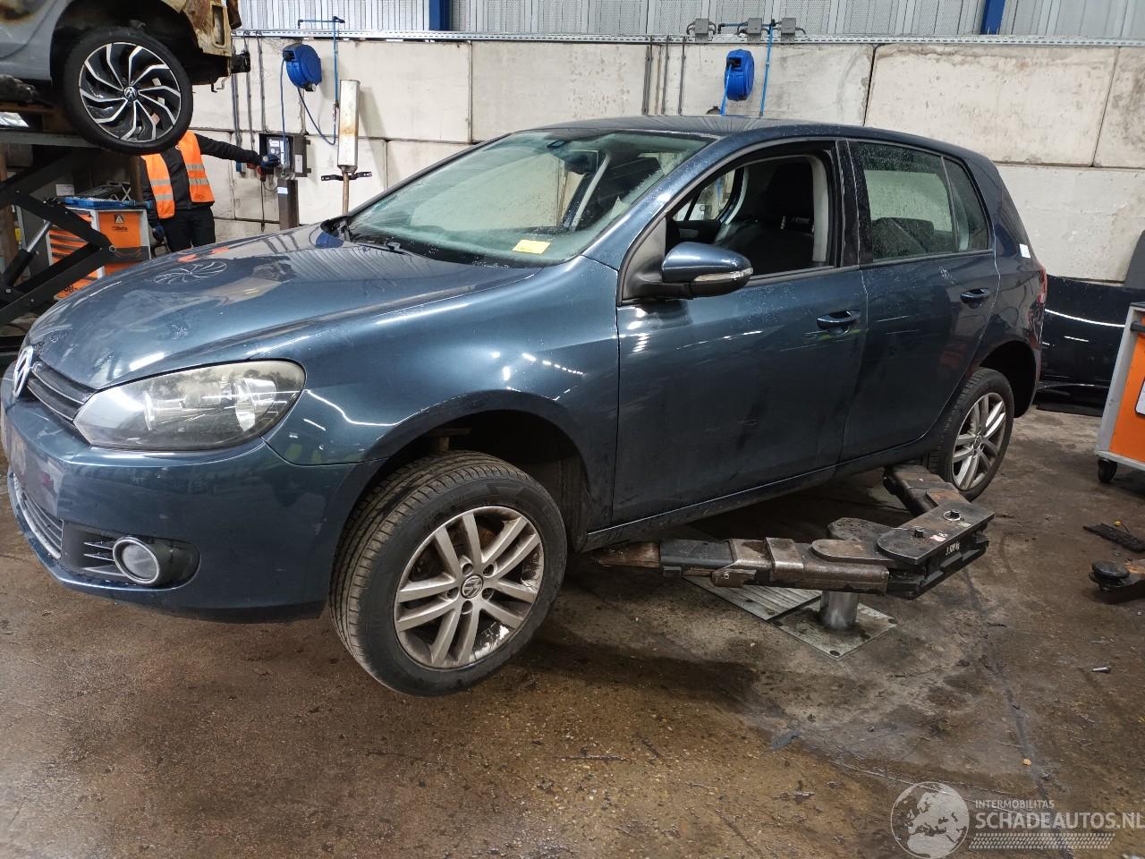 Volkswagen Golf Golf VI (5K1) Hatchback 1.2 TSI BlueMotion (CBZB) [77kW]  (11-2008/11-=
2012)