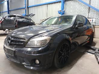 Dezmembrări autoturisme Mercedes C-klasse C (W204) Sedan 6.2 C-63 AMG V8 32V (M156.985(Euro 5)) [336kW]  (02-200=
8/01-2014) 2008/5