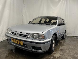 krockskadad bil auto Nissan Primera Primera Wagon (W10) Combi 2.0i 16V SPi (SR20DI) [85kW]  (07-1990/03-19=
98) 1991/10