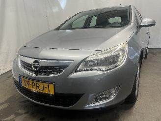 Auto incidentate Opel Astra Astra J (PC6/PD6/PE6/PF6) Hatchback 5-drs 1.4 Turbo 16V (A14NET(Euro 5=
)) [103kW]  (12-2009/10-2015) 2011/3