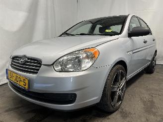 krockskadad bil auto Hyundai Accent Accent Sedan 1.4i 16V (G4EE) [71kW]  (11-2005/02-2010) 2009/4
