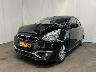 Unfallwagen Mitsubishi Space-star Space Star (A0) Hatchback 1.0 12V (3A90(Euro 5)) [52kW]  (05-2012/...)= 2020/2