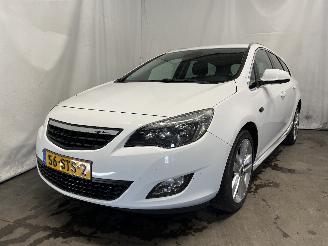 ojeté vozy osobní automobily Opel Astra Astra J Sports Tourer (PD8/PE8/PF8) Combi 1.4 Turbo 16V (A14NET(Euro 5=
)) [88kW]  (10-2010/04-2016) 2011/11