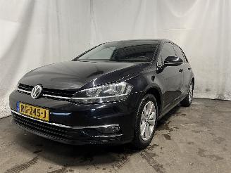 Auto incidentate Volkswagen Golf Golf VII (AUA) Hatchback 1.0 TSI 12V (CHZC(Euro 6)) [81kW]  (11-2016/0=
8-2020) 2017/11