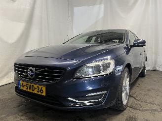 uszkodzony samochody osobowe Volvo V-60 V60 I (FW/GW) Combi 2.4 D6 20V Plug-in Hybrid AWD (D82PHEV) [206kW]  (=
06-2012/12-2015) 2013/12