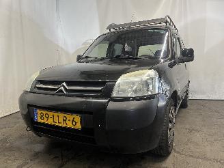 Käytettyjen passenger cars Citroën Berlingo Berlingo Cinqspace, Multispace MPV 1.6 16V (TU5JP4(NFU)) [80kW]  (10-2=
000/12-2011) 2004/6