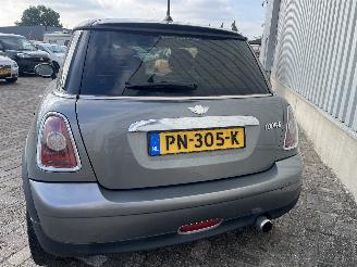Mini Mini Mini (R56) Hatchback 1.6 16V Cooper (N12-B16A) [90kW]  (09-2009/11-201=
3) picture 5