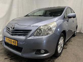 krockskadad bil auto Toyota Verso Verso MPV 1.6 16V VVT-i (1ZRFAE) [97kW]  (04-2009/08-2018) 2010/10