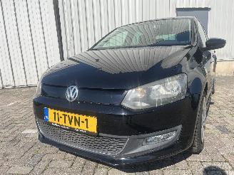 Unfallwagen Volkswagen Polo Polo V (6R) Hatchback 1.2 TDI 12V BlueMotion (CFWA(Euro 5)) [55kW]  (1=
0-2009/05-2014) 2012/4
