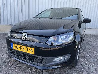 Voiture accidenté Volkswagen Polo Polo V (6R) Hatchback 1.2 TDI 12V BlueMotion (CFWA(Euro 5)) [55kW]  (1=
0-2009/05-2014) 2011/3