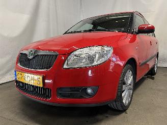 Vaurioauto  passenger cars Skoda Fabia Fabia II Combi Combi 5-drs 1.4i 16V (BXW) [63kW]  (10-2007/12-2014) 2009/10