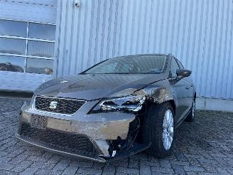 uszkodzony samochody osobowe Seat Leon Leon ST (5FF) Combi 5-drs 1.4 TSI ACT 16V (CZEA) [110kW]  (05-2014/08-=
2020) 2015/9
