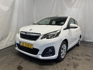 Vaurioauto  passenger cars Peugeot 108 108 Hatchback 1.0 12V (1KRFE(CFB)) [51kW]  (05-2014/...) 2016/1