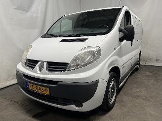 skadebil auto Renault Trafic Trafic New (FL) Van 2.0 dCi 16V 115 (M9R-692(M9R-F6)) [84kW]  (08-2006=
/06-2014) 2013/5